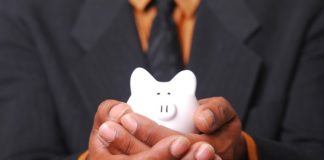 South Africans remain keen Globetrotters against tough economic times Tough economic times