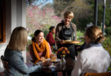 Come play and stay – Support Stellenbosch campaign extended with value-filled accommodation, experiences and restaurant rewards Stellenbosch
