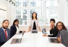 The New-Age Boss: Embracing change and empowering teams is key to success pexels-rebrand-cities-1367271 (1)