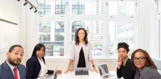 The New-Age Boss: Embracing change and empowering teams is key to success pexels-rebrand-cities-1367271 (1)