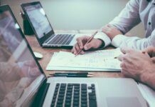 Global Business Travel Spending Skyrockets: What South African Businesses Need to Know scott-graham-5fNmWej4tAA-unsplash (1)