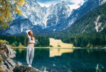 Deep Tourism: The Joy of Missing Out and the Rise of Immersive Travel