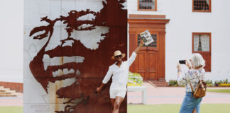 Stellenbosch Launches Art of Origin Stellenbosch, its Most Inclusive Cultural Initiative to Date Stellenbosch Art Tour 1 PhotoCred Trudy van Rooy
