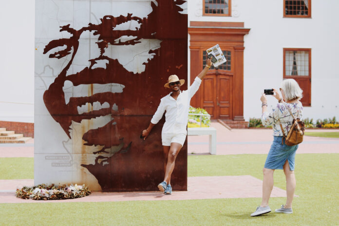 Stellenbosch Art Tour 1 PhotoCred Trudy van Rooy Stellenbosch Art Tour 1 PhotoCred Trudy van Rooy