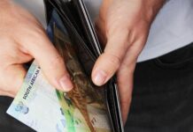 The rand is behaving. Here’s why that means you should book your next trip now